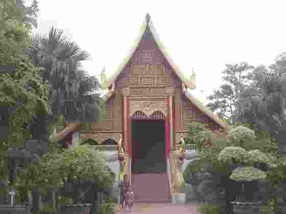 Буддийский храм в городе Чианграй