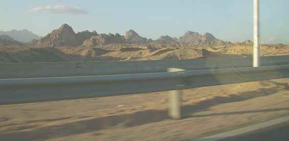 Знаменитые Синайские горы. Египет. Шарм-эш-Шейх