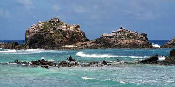  Сейшельские острова. Впечатляющие скалы