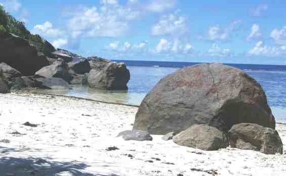 Сейшелы. Гранитные острова и белоснежный пляж